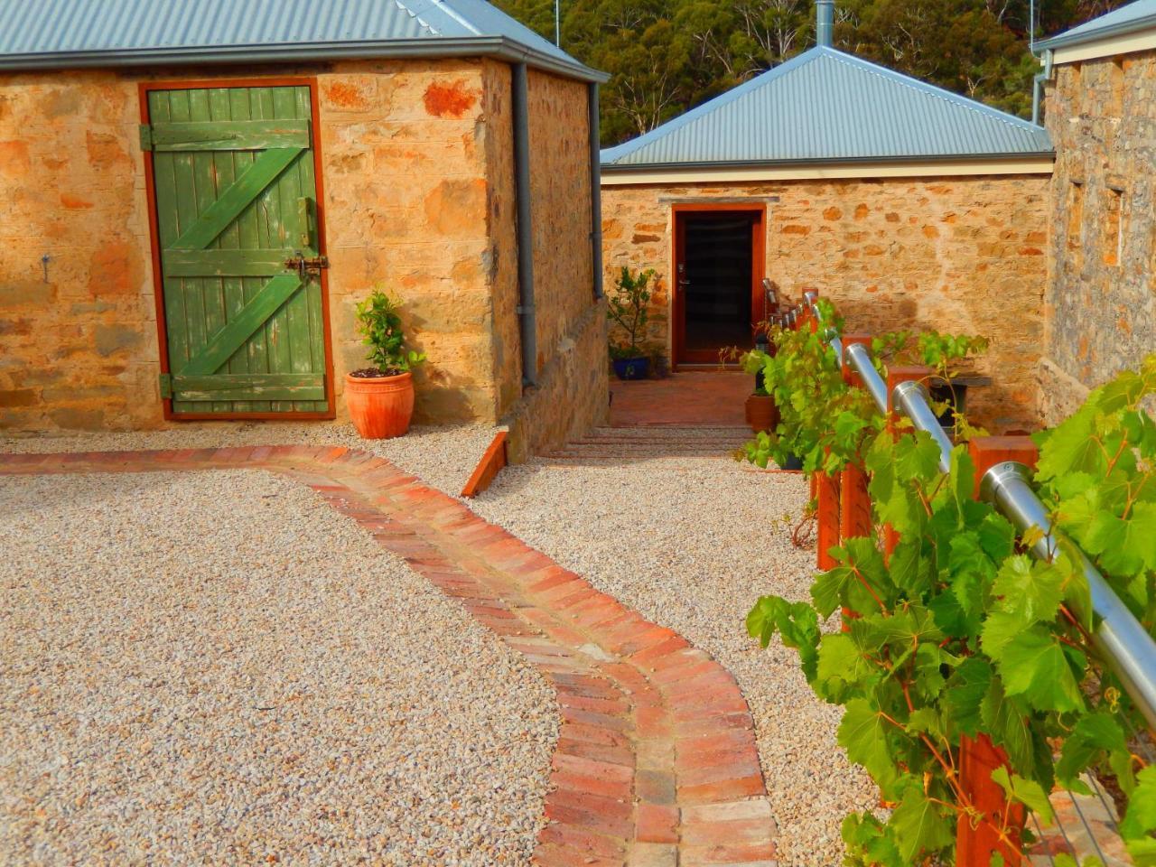 Morialta Barns Bed and Breakfast Norton Summit Exteriör bild